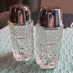 Vintage Anchor Hocking Wexford Salt & Pepper Set